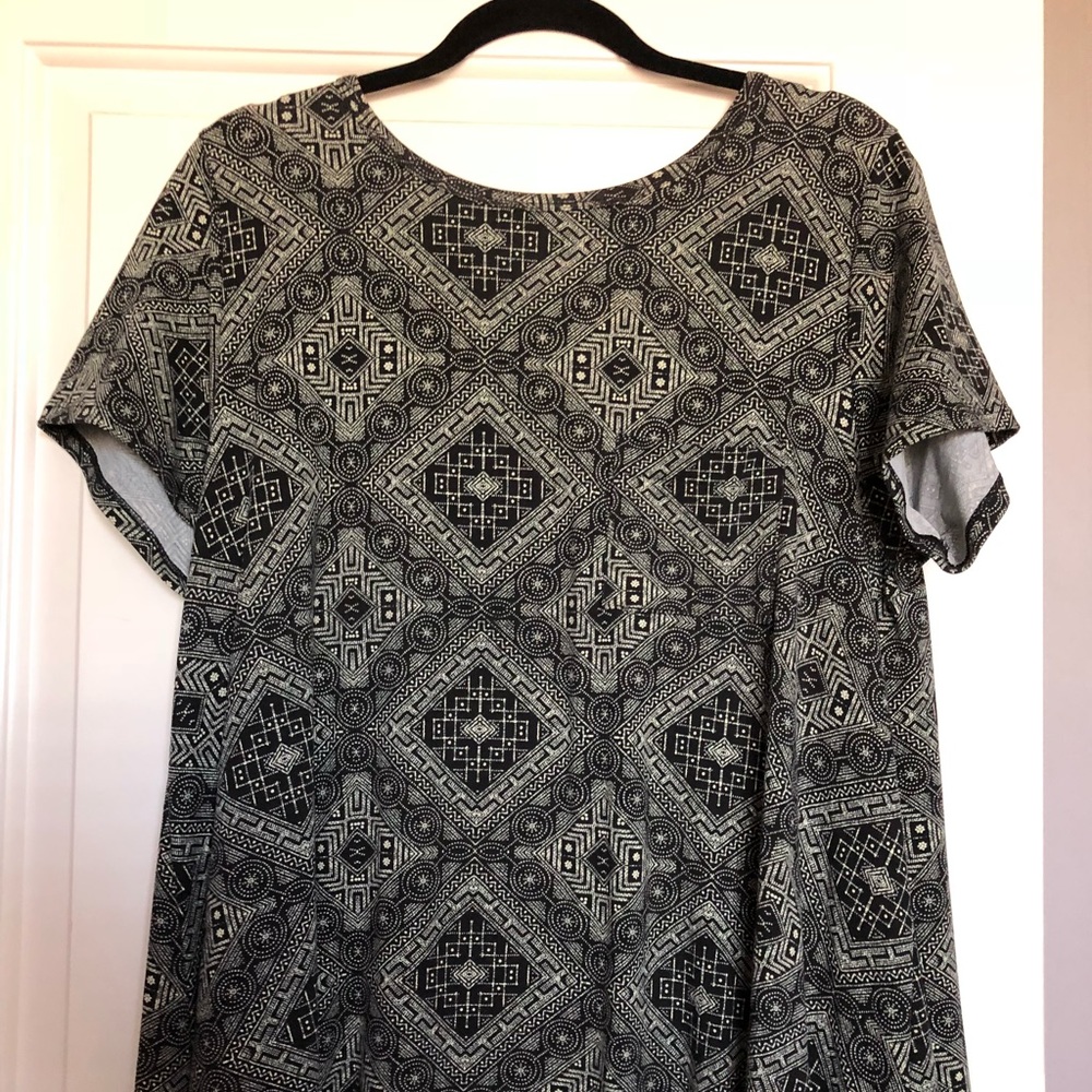 LuLaRoe jacquard Carly dress